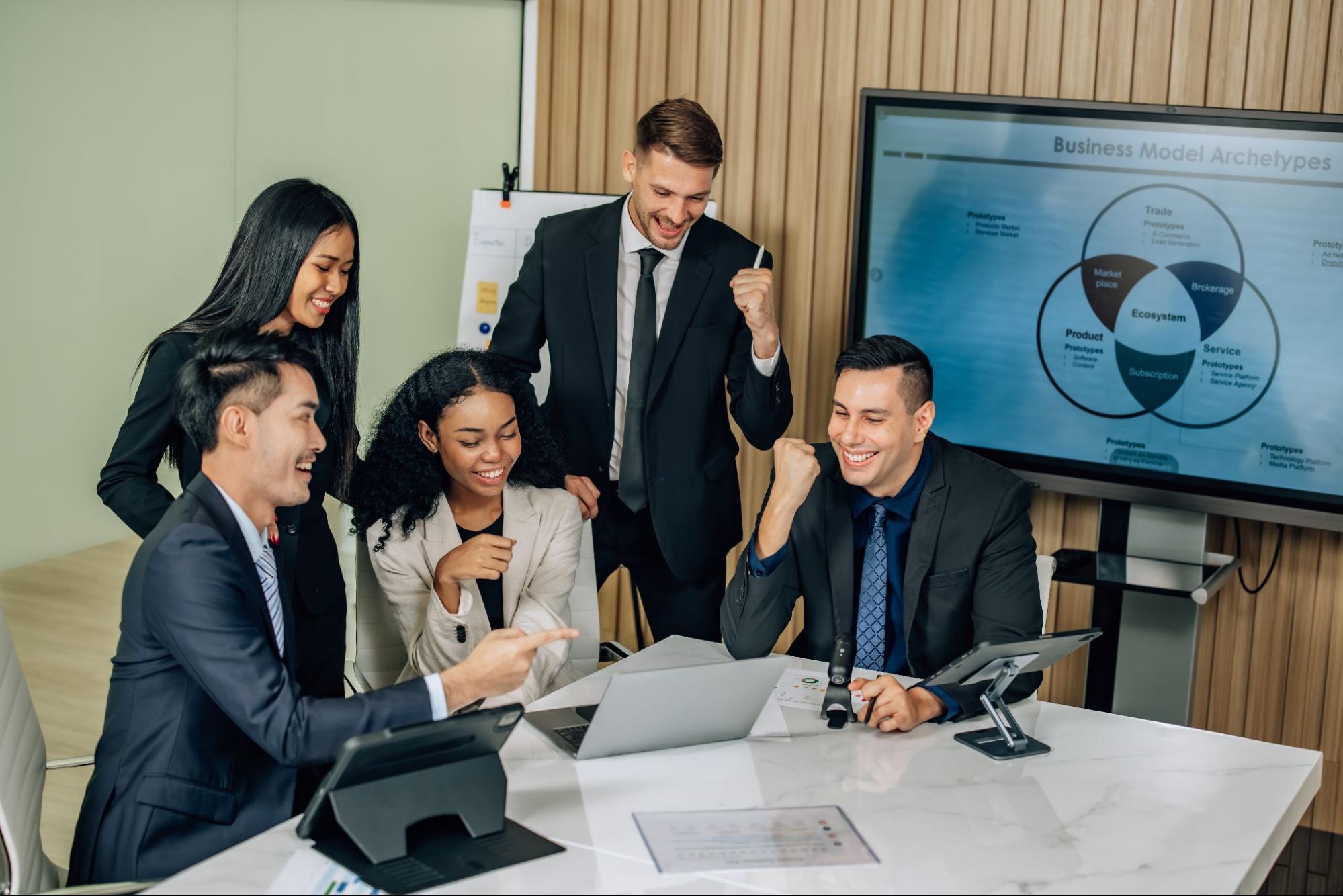 orcamento empresarial pessoas engajadas